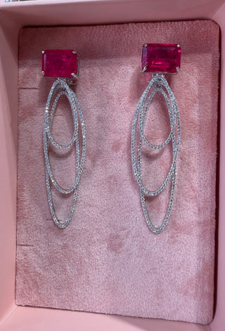 Liyana Dangle Earrings