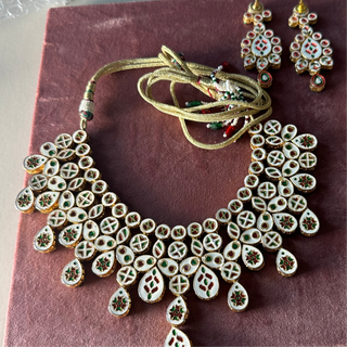 Yashmita Necklace Set