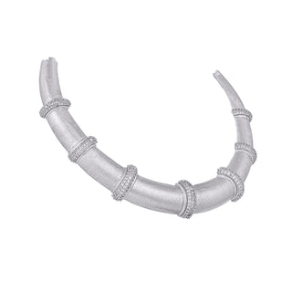 Valenne Collar Necklace