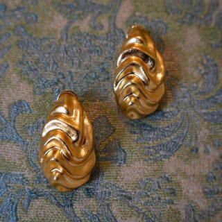 Veyra Earrings