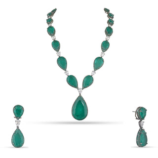 Bunanah - Emerald green stone necklace set