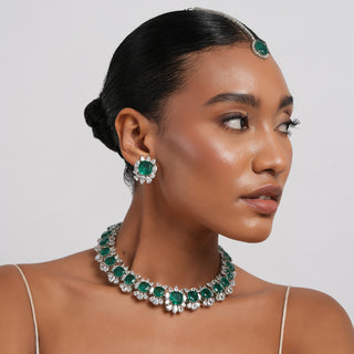 Basaaria - Green doublet Stone Necklace Set