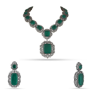 Hameeda - Green Doublet Stones Necklace Set