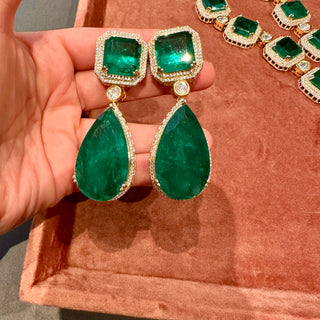 Kulsoom Emerald Color Necklace Set