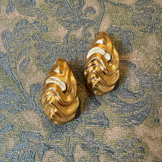 Veyra Earrings
