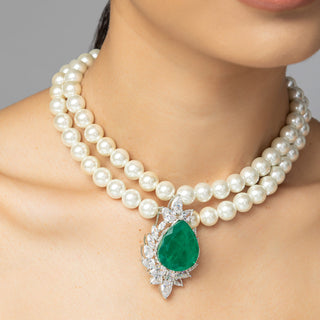 Kaheesha - Pearl & Green Doublet Necklace Set