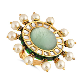 Green Centred Pearled Kundan Ring