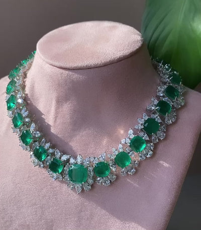 Basaaria - Green doublet Stone Necklace Set