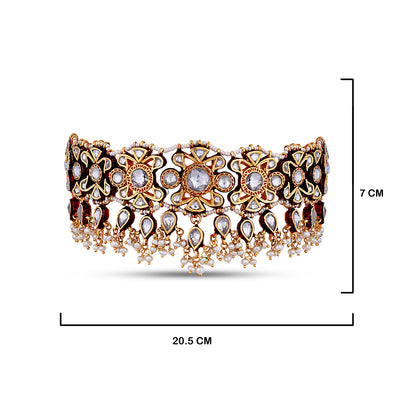Diamond and Bead Kundan Choker with measurements in cm. 7cm by 20.5cm.