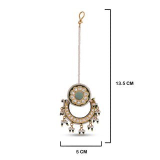 reen Centred Kundan Beaded Maang Tikka with measurements in cm. 13.5cm by 5cm.