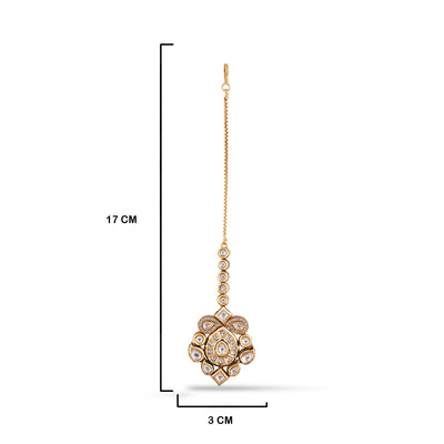 Classic Kundan Tikka with measurements in cm. 17cm by 3cm.