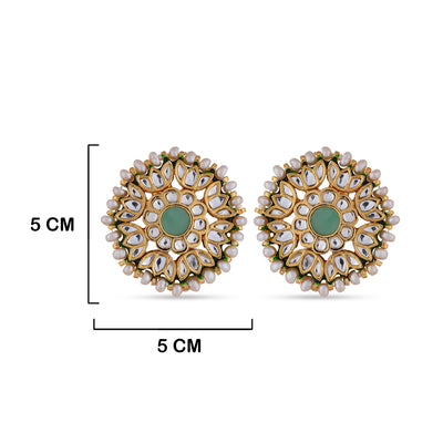 Green Centred Kundan Stud Earrings with measurements
