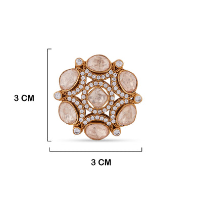 Gold Polki Ring with measurements in cm. 3cm by 3cm.