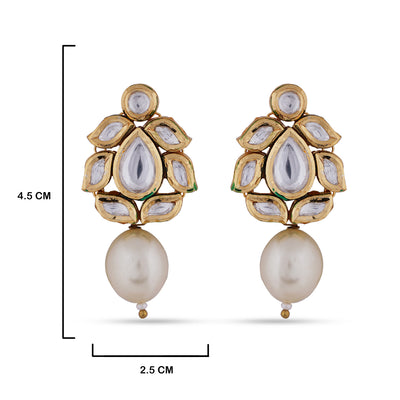 Classic Kundan Pearl Drop Earrings with measurements in cm. 4.5cm by 2.5cm.